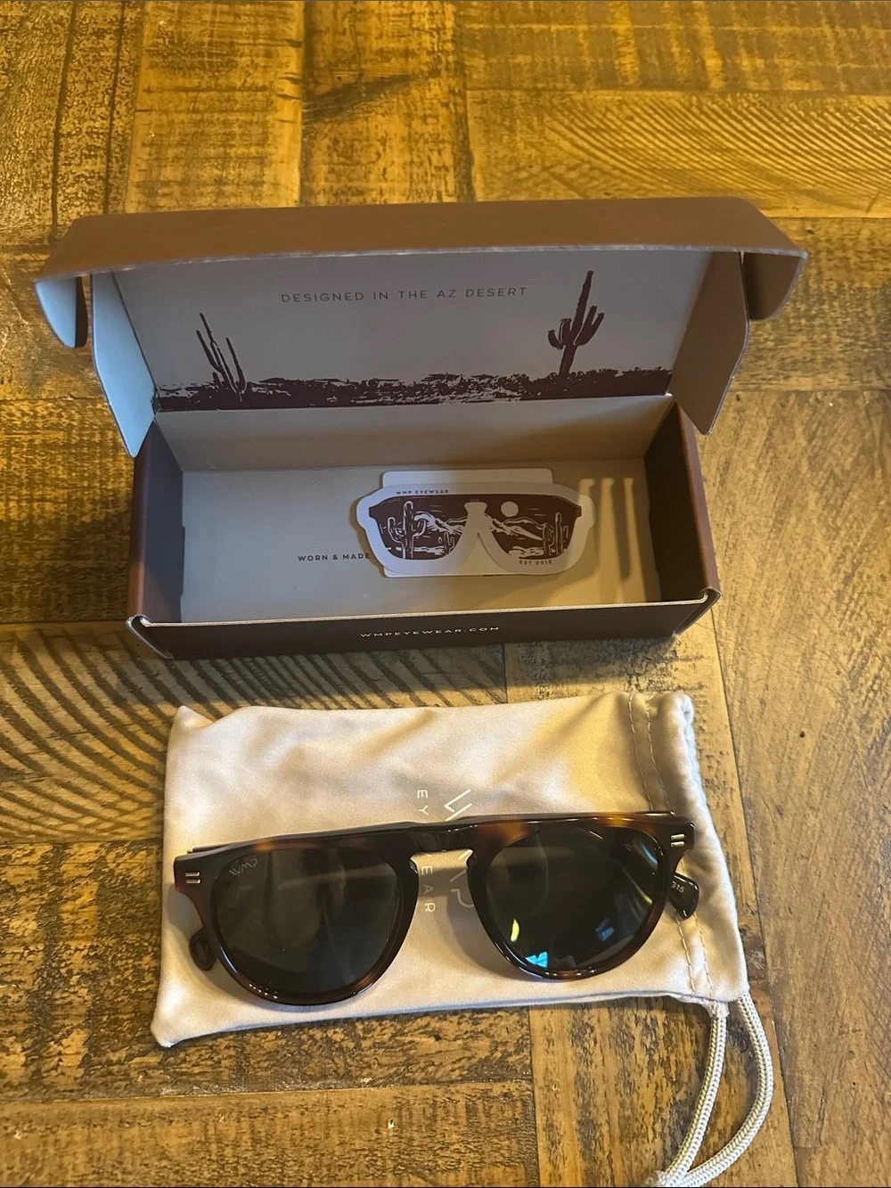 Men's or Women’s Tortoiseshell Sunglasses - Eyewear